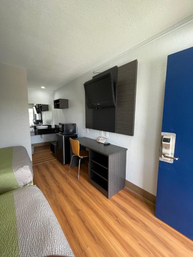 Motel 6-Port Allen, La - Baton Rouge Eksteriør bilde
