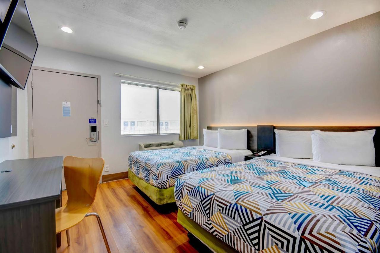 Motel 6-Port Allen, La - Baton Rouge Eksteriør bilde