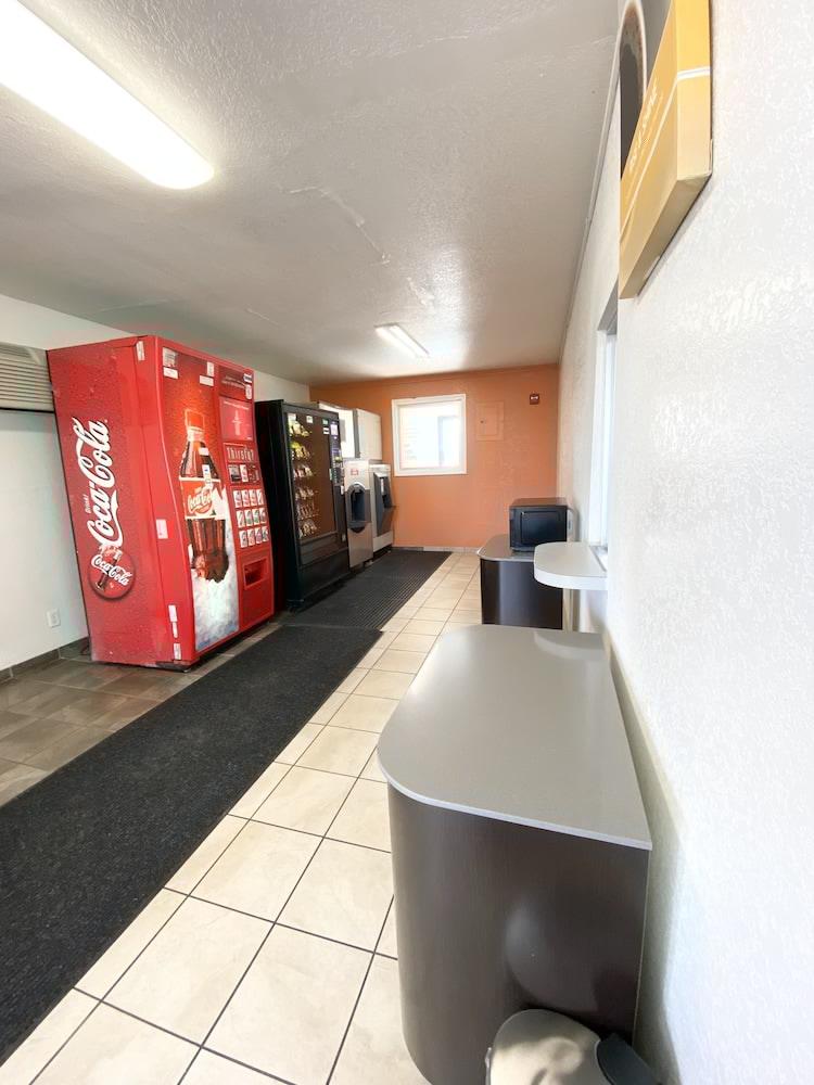 Motel 6-Port Allen, La - Baton Rouge Eksteriør bilde